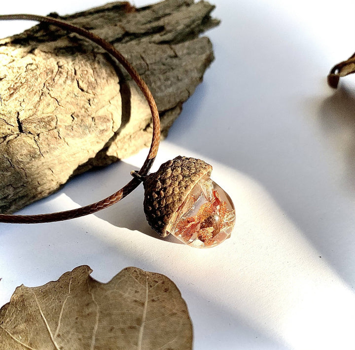 Dried Acorn Necklace - Birch & BrackenNECKLACE