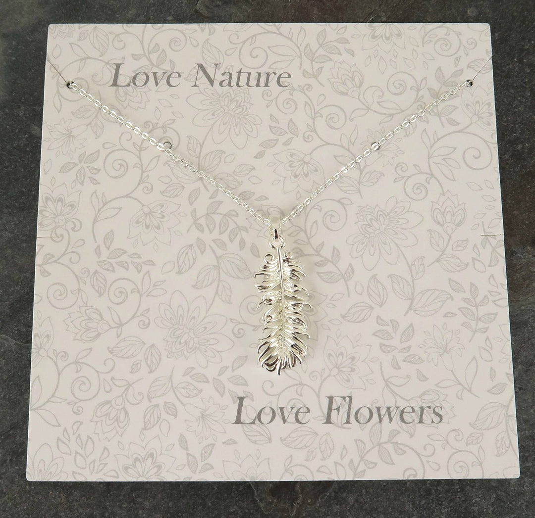 Feather Pendant Necklace - Birch & BrackenNECKLACE