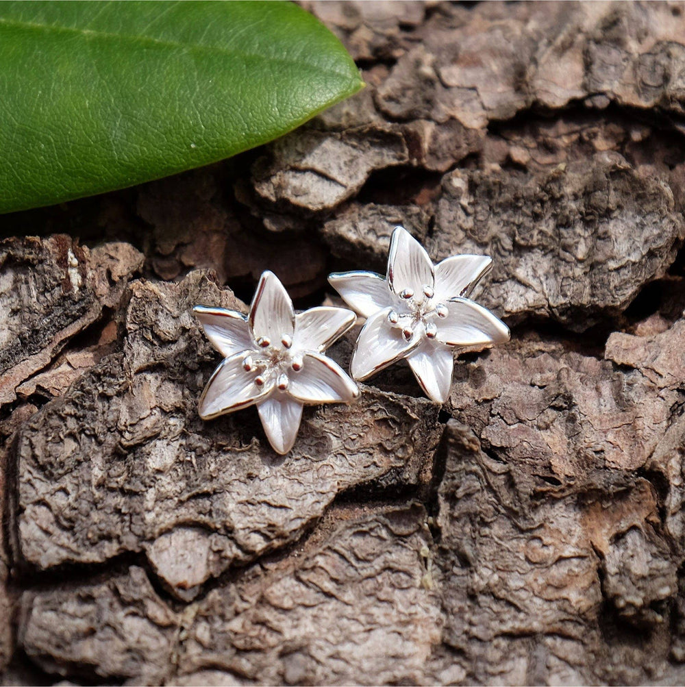 Lily White Flower Stud Earrings - Birch & BrackenEARRINGS