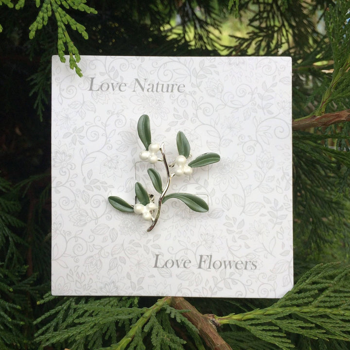 Mistletoe Brooch - Birch & BrackenBROOCH
