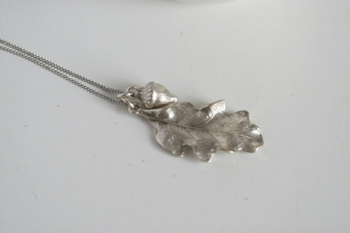 Oak Leaf & Acorn Necklace | Silver Plated - Birch & BrackenNECKLACE